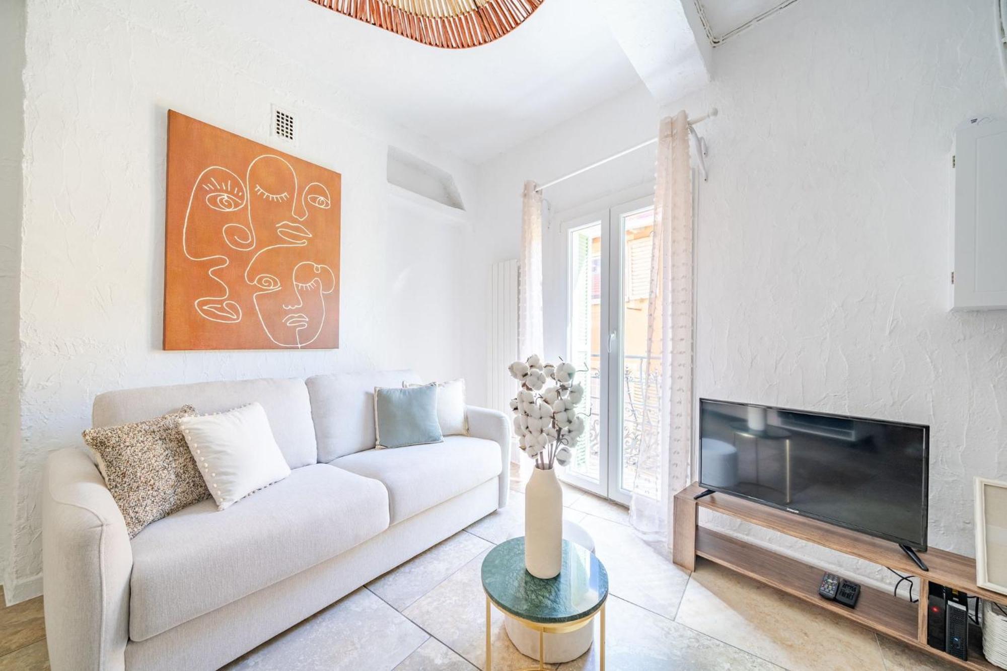 Charmant Appartement 2P Au Coeur Du Vieux نيس المظهر الخارجي الصورة